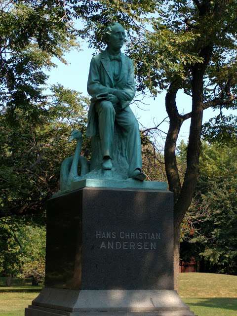 Hans Christian Andersen statue