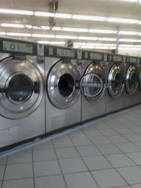 Mr Sudsy Laundry